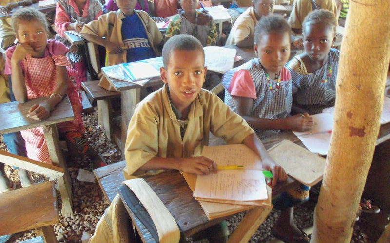 Innenansicht der alten Schule in Hamdakonkoure